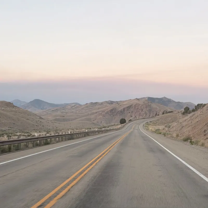 Set It and Cruise: 10 Epic American Road Trips That Prove Cruise Control Is Your Best Travel Companion